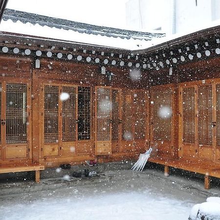 Hueahn Hanok Guesthouse Seoul Eksteriør billede