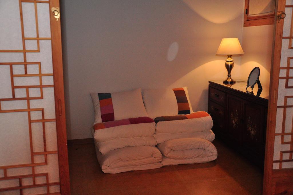 Hueahn Hanok Guesthouse Seoul Værelse billede