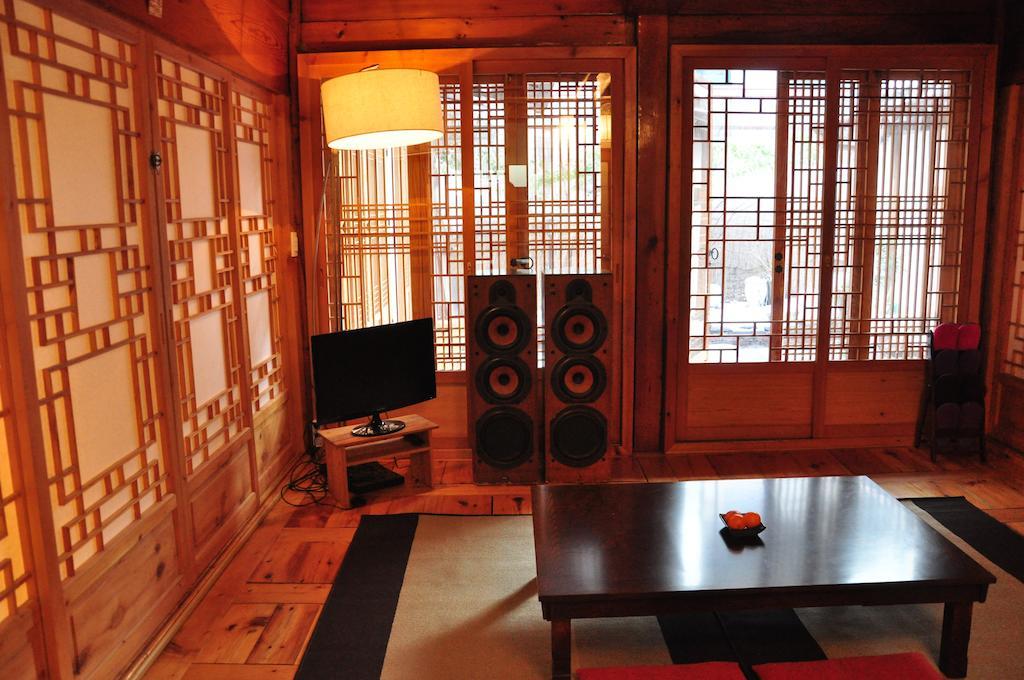 Hueahn Hanok Guesthouse Seoul Eksteriør billede